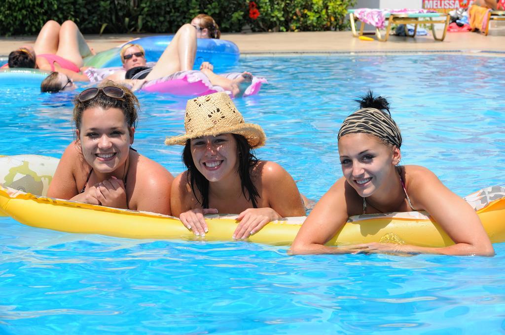 Melissa Apartments, Studios & Suites Малиа Экстерьер фото