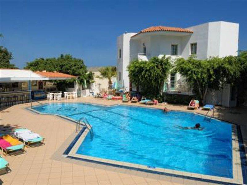 Melissa Apartments, Studios & Suites Малиа Экстерьер фото